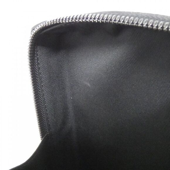 Louis Vuitton Monogram Taftage Shoulder Bag - Picture 9 of 9